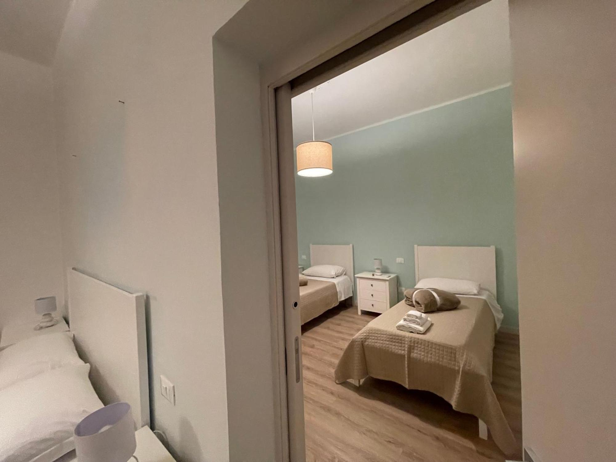 Bed and Breakfast Le Stanze Di Max Термоли Экстерьер фото